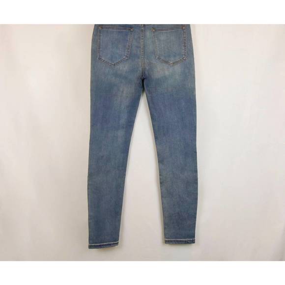 NEW FREE PEOPLE gummy high-rise stretch jeans in dusty blue - Picture 2 of 3